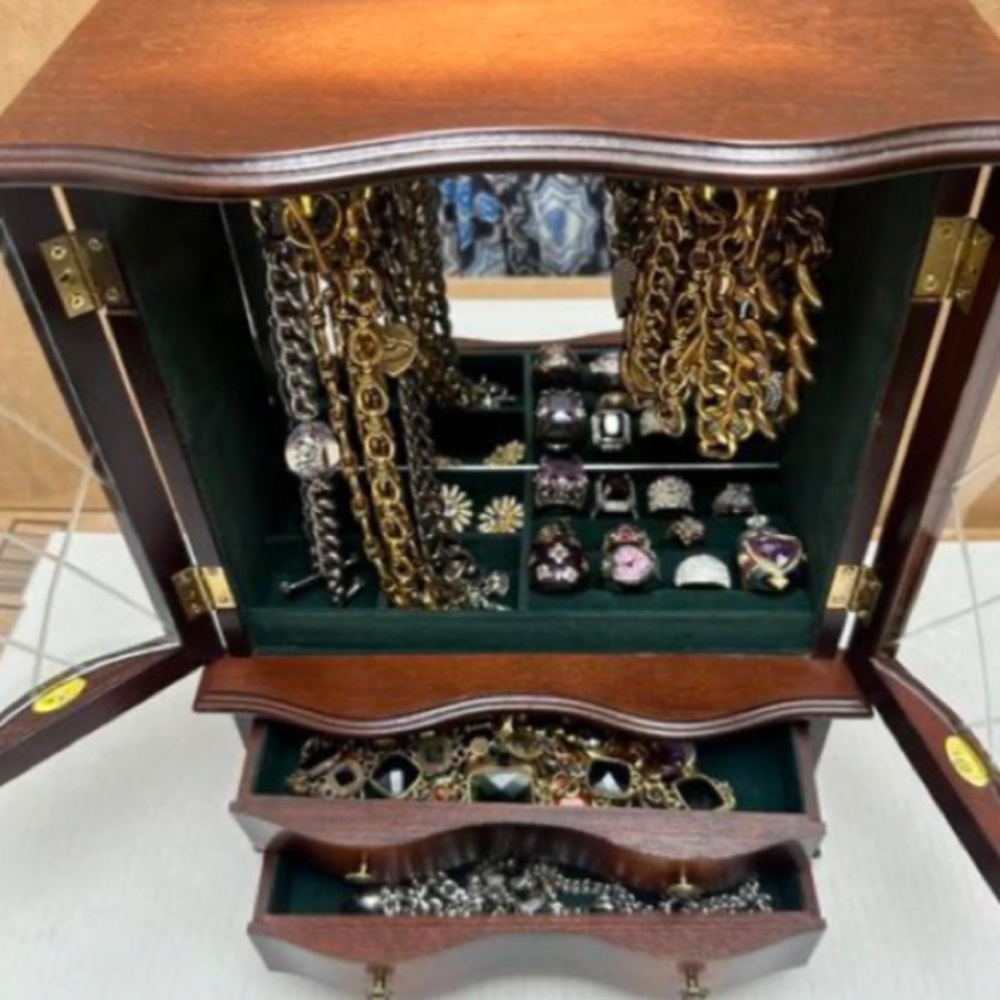 Mystery XL Jewelry Box (Reserved)